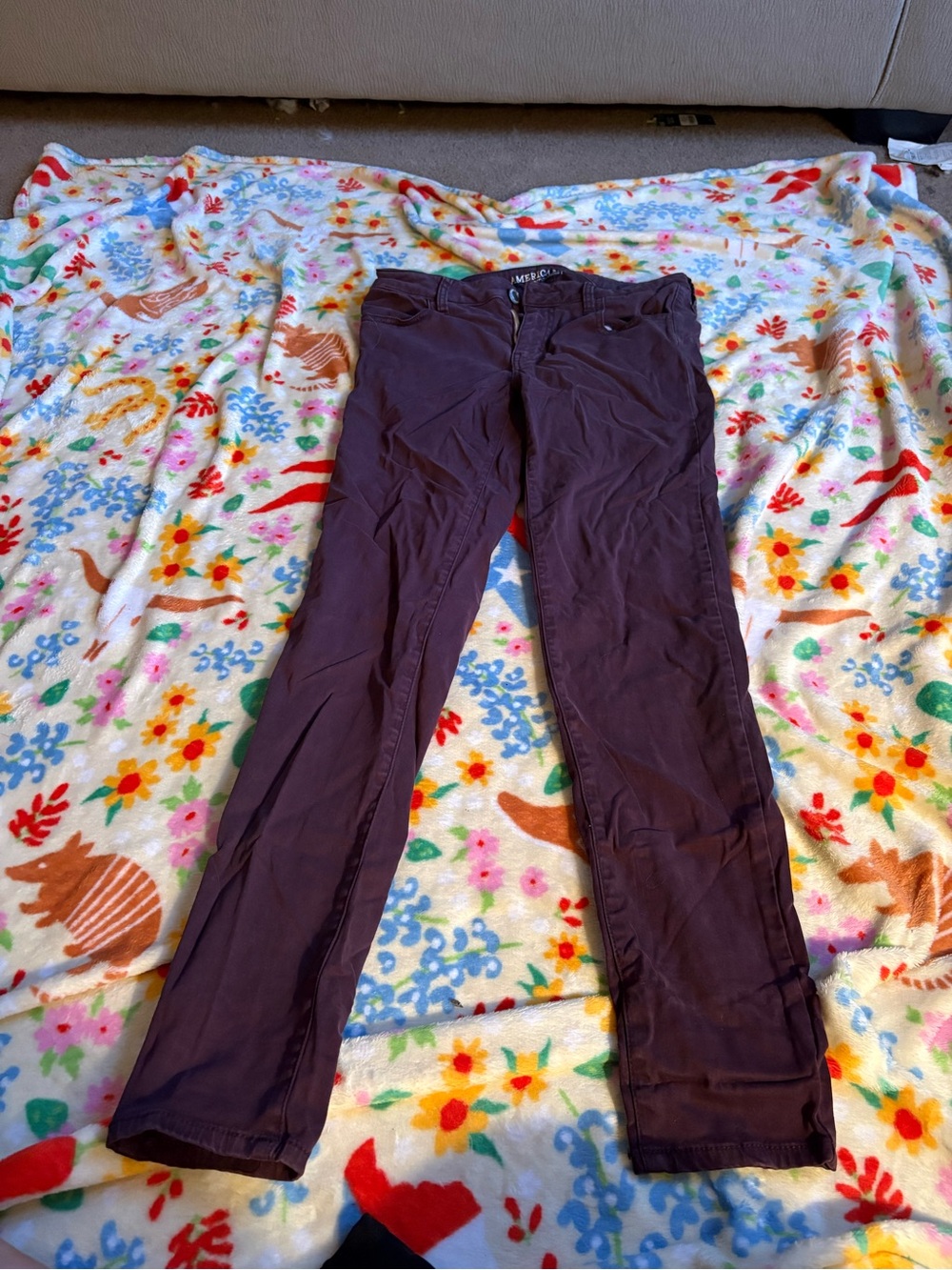 American Eagle Outfitters Skinny Jeans in maroon burgundy